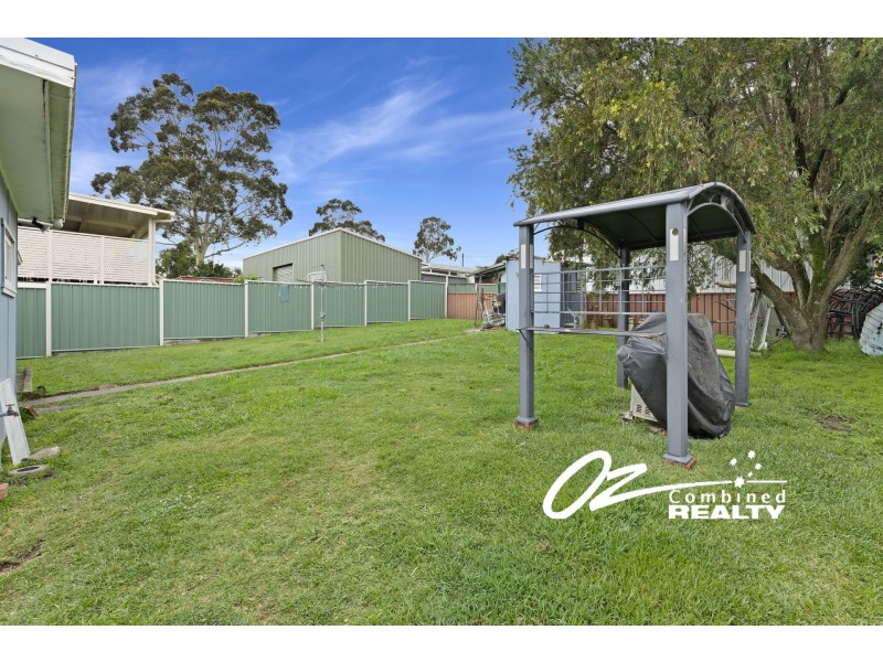 10 Lachlan Crescent, St Georges Basin NSW 2540