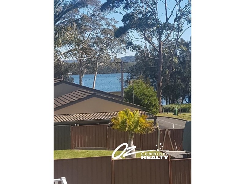 10 Lachlan Crescent, St Georges Basin NSW 2540