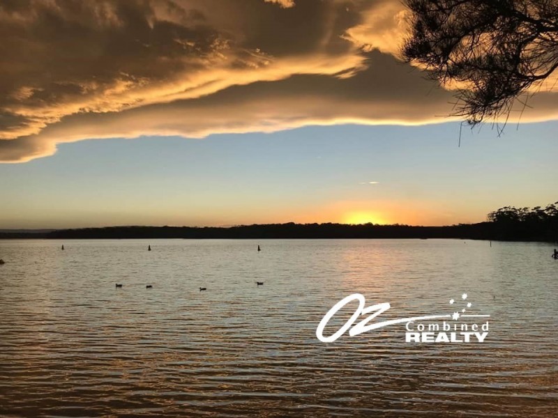 10 Lachlan Crescent, St Georges Basin NSW 2540