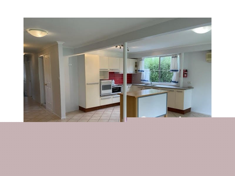 B/127 Walmer Avenue, Sanctuary Point NSW 2540