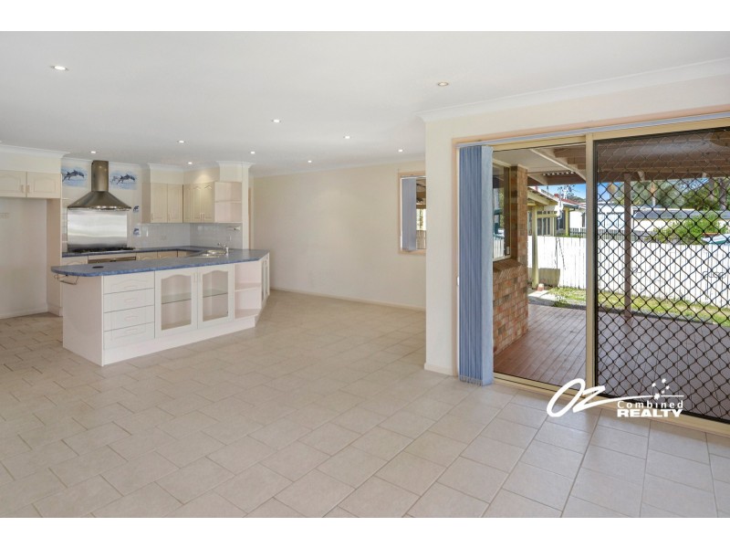 100 Tallyan Point Road, Basin View NSW 2540
