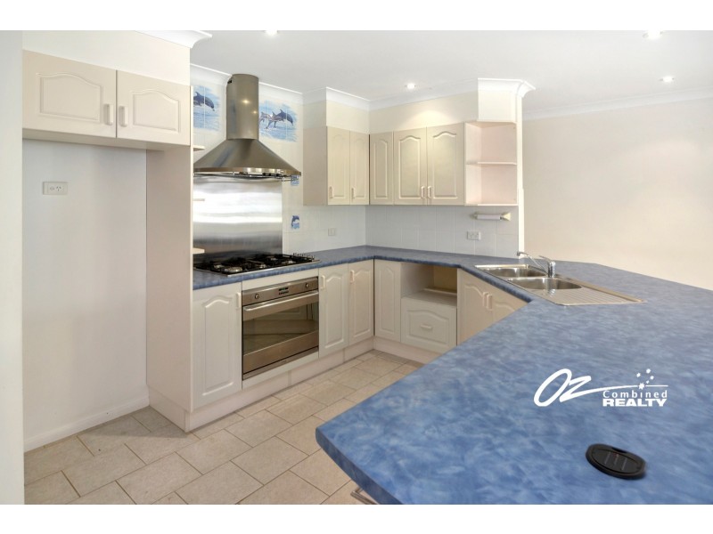 100 Tallyan Point Road, Basin View NSW 2540