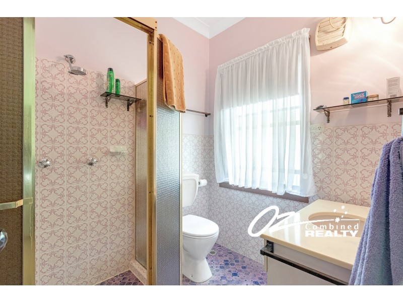 15 Yuroka Crescent, St Georges Basin NSW 2540