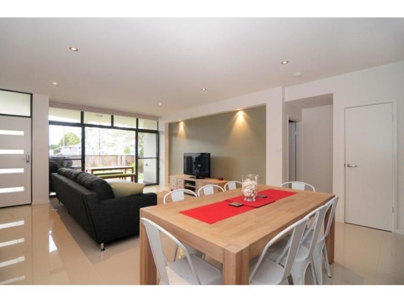 2/33 Hawke Street, Huskisson NSW 2540