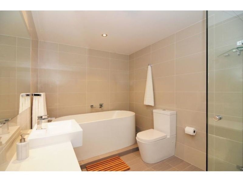 2/33 Hawke Street, Huskisson NSW 2540