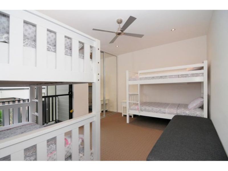 2/33 Hawke Street, Huskisson NSW 2540