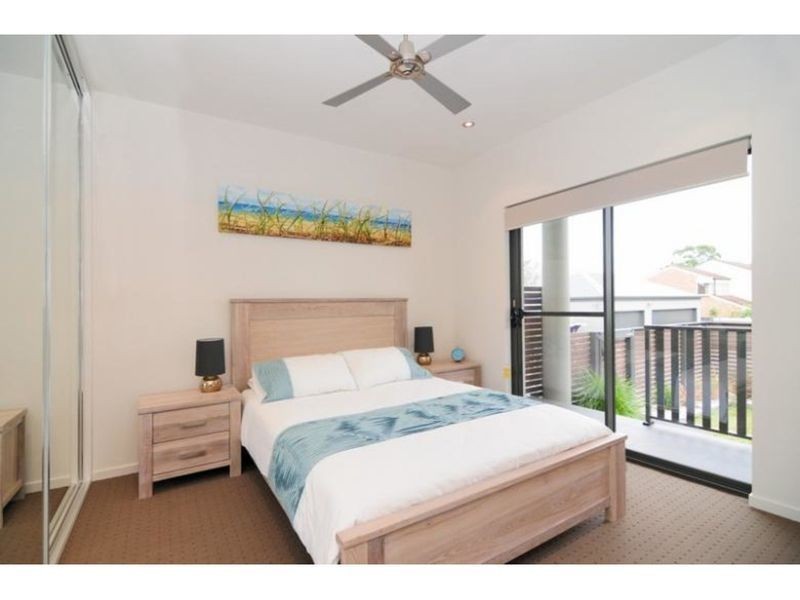 2/33 Hawke Street, Huskisson NSW 2540