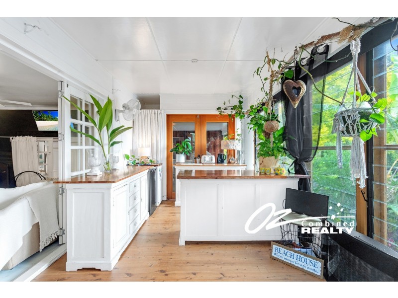 218 Greville Avenue, Sanctuary Point NSW 2540