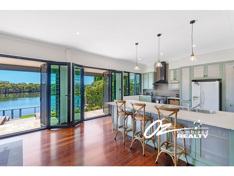 783 Woollamia Road, Woollamia NSW 2540