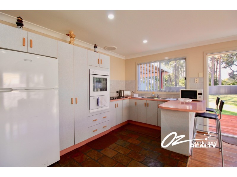11 Avro Street, Sanctuary Point NSW 2540