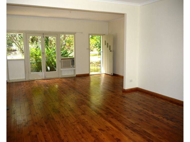 6 Owen Street, Huskisson NSW 2540