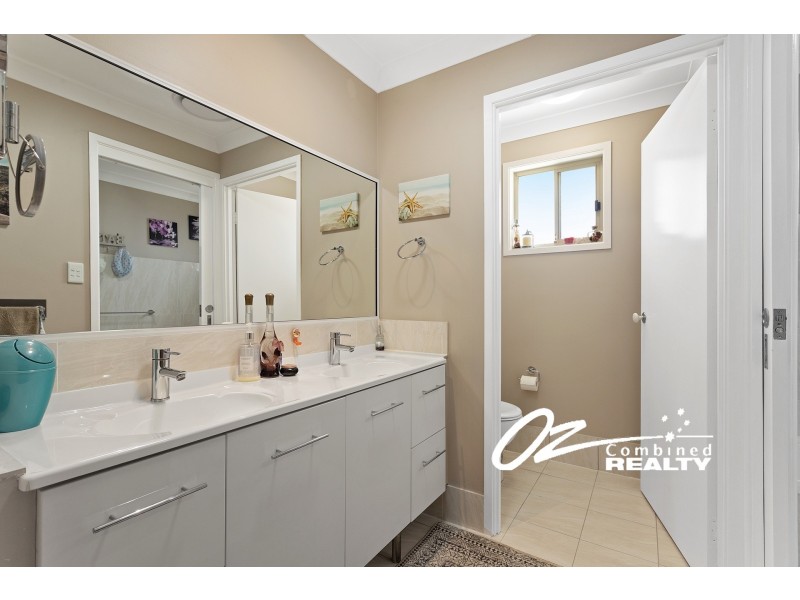 1/202 Macleans Point Road, Sanctuary Point NSW 2540