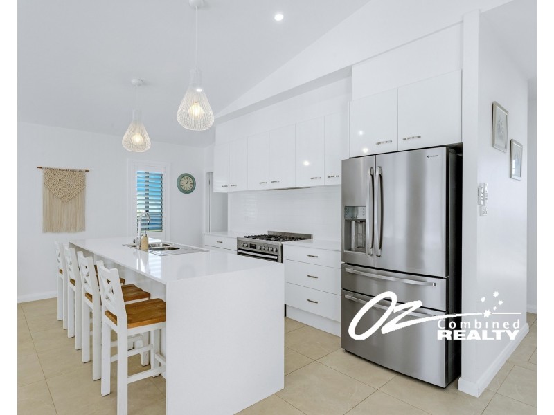12 Wullun Close, Sanctuary Point NSW 2540
