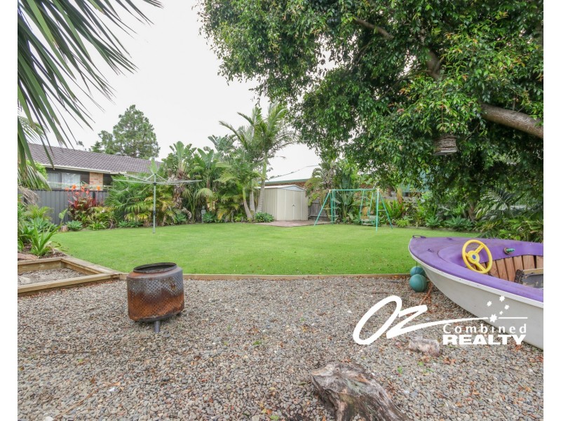 11 Rannoch Drive, West Nowra NSW 2541