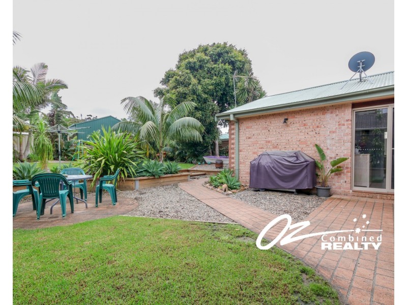 11 Rannoch Drive, West Nowra NSW 2541