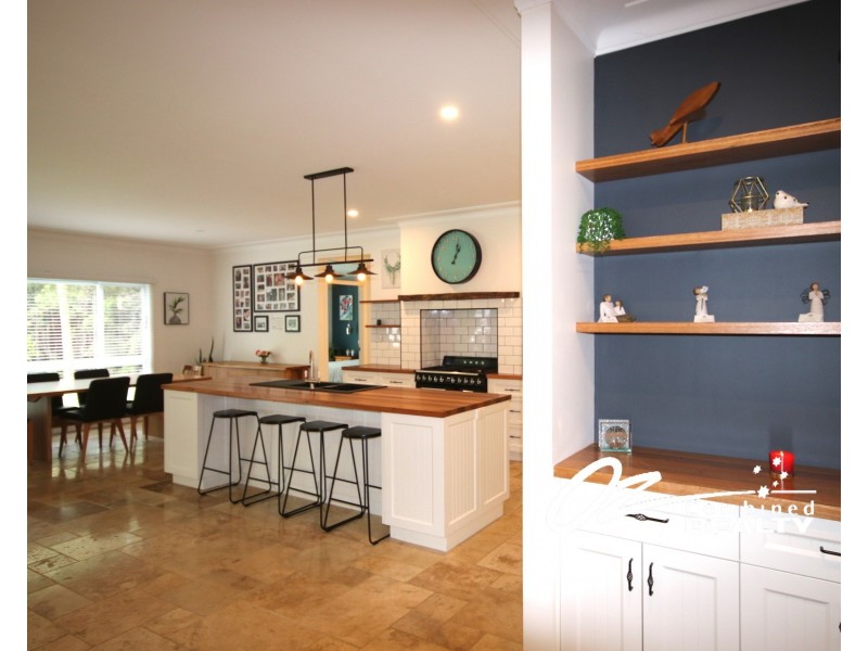 232 Island Point Road, St Georges Basin NSW 2540