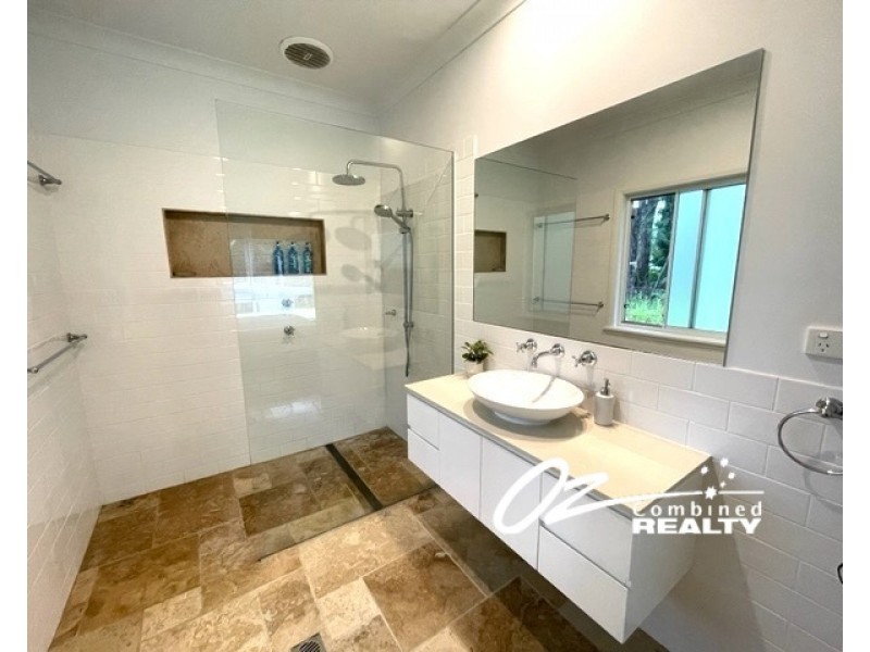 232 Island Point Road, St Georges Basin NSW 2540