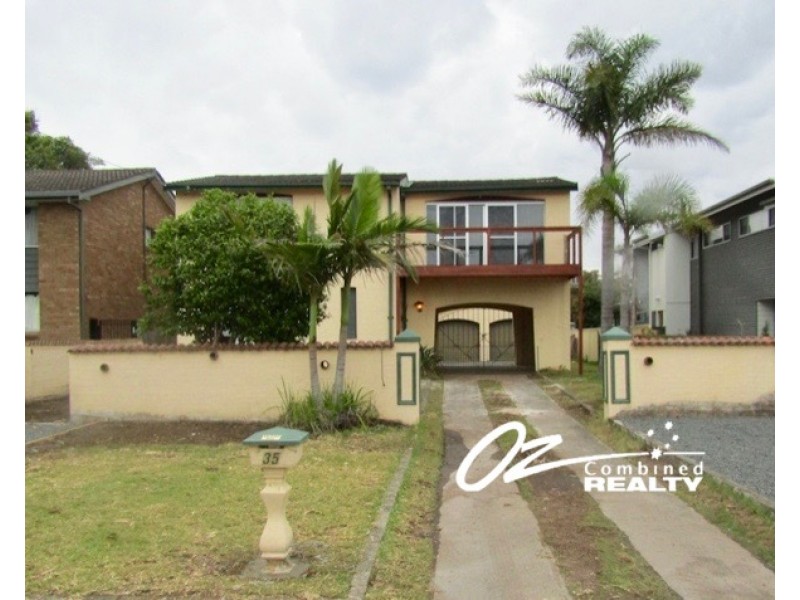 35 Elizabeth Drive, Vincentia NSW 2540