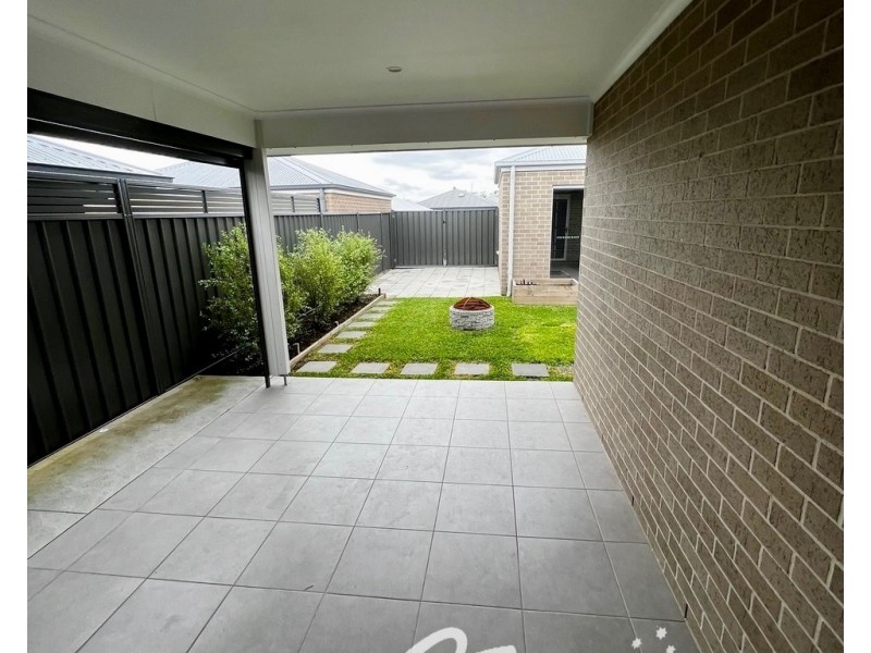 68 Halloran Street, Vincentia NSW 2540
