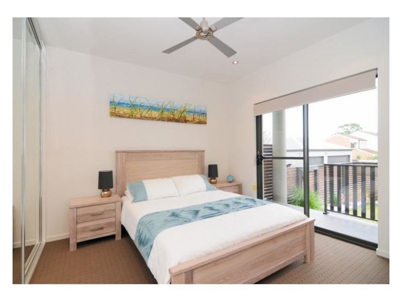 2/33 Hawke Street, Huskisson NSW 2540