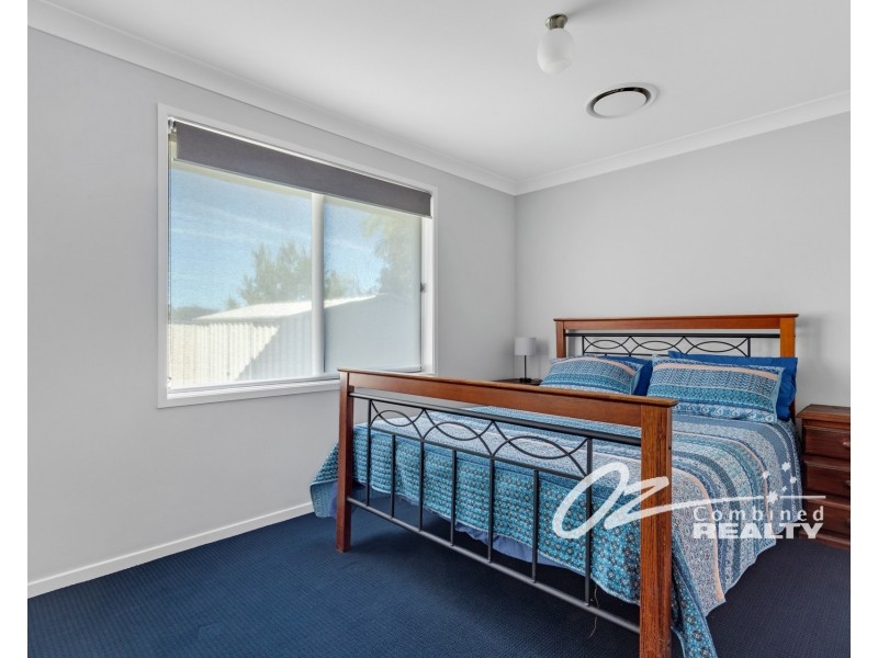 33 Turvey Crescent, St Georges Basin NSW 2540