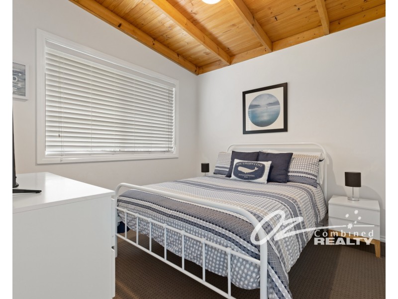 4 Milson Street, Sanctuary Point NSW 2540