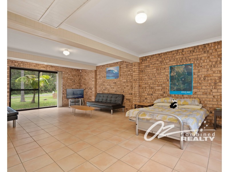 389 Elizabeth Drive, Vincentia NSW 2540