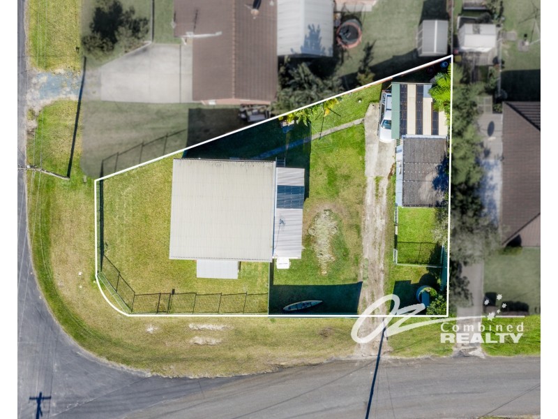 1 Dunisla Street, Sanctuary Point NSW 2540