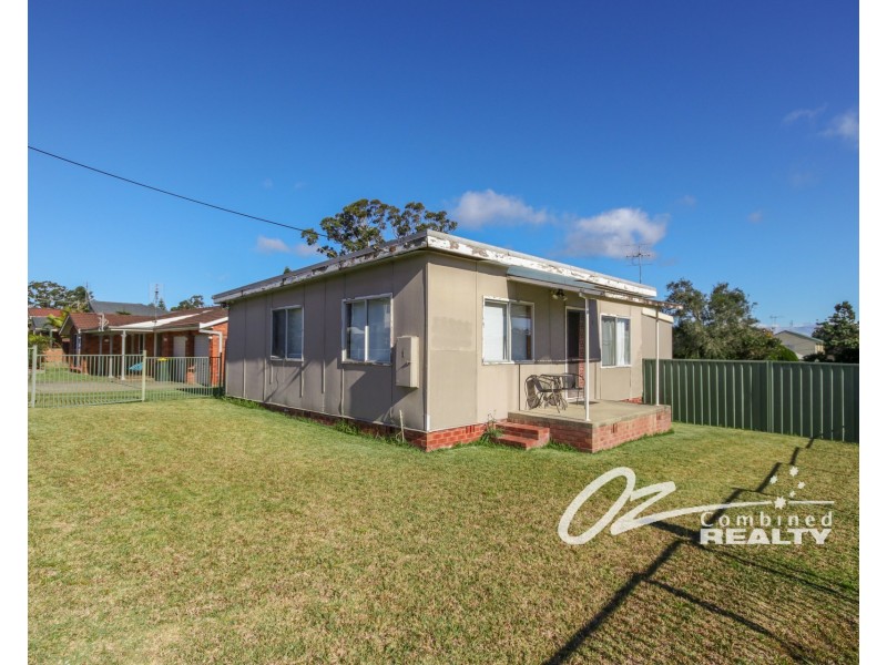 1 Dunisla Street, Sanctuary Point NSW 2540