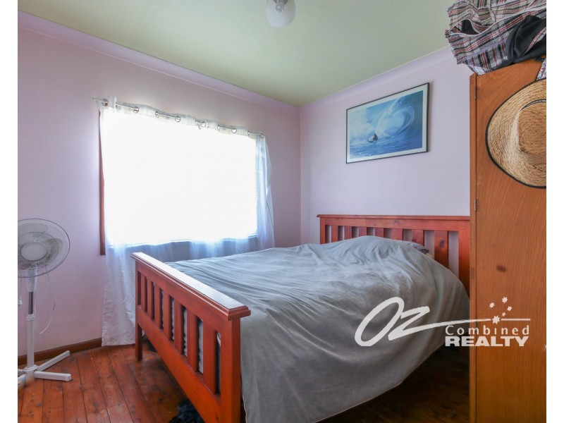 1 Dunisla Street, Sanctuary Point NSW 2540