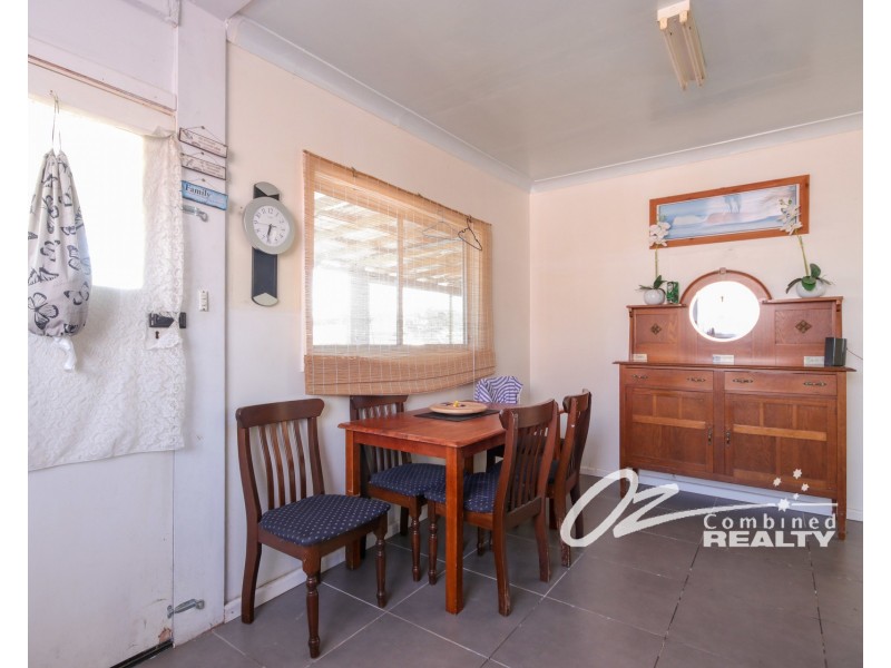 1 Dunisla Street, Sanctuary Point NSW 2540