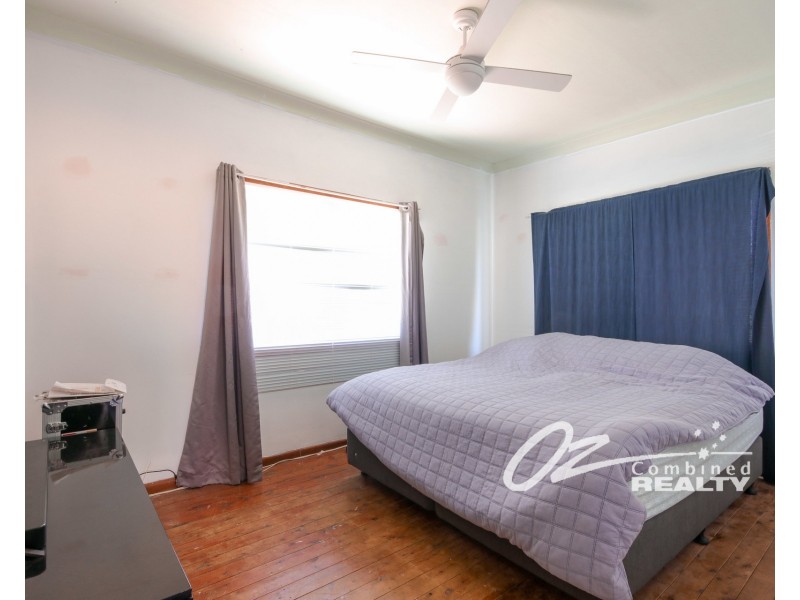 1 Dunisla Street, Sanctuary Point NSW 2540