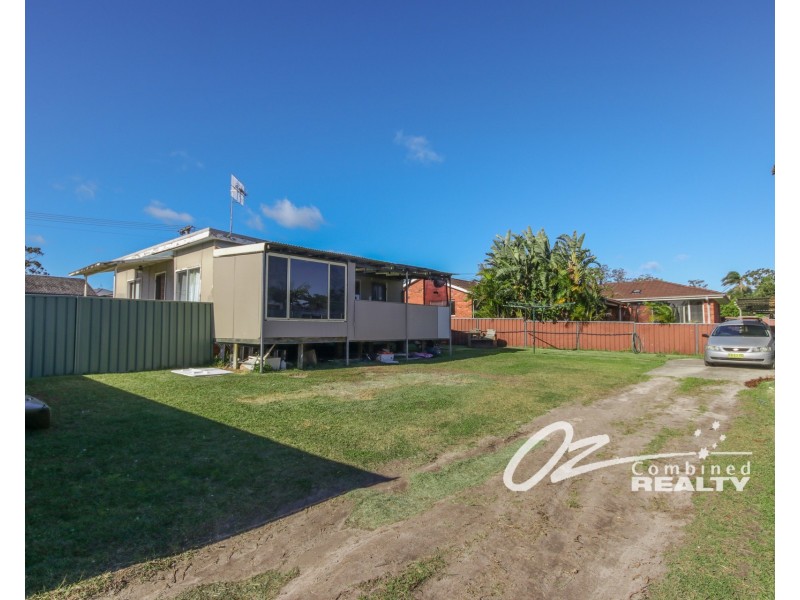 1 Dunisla Street, Sanctuary Point NSW 2540