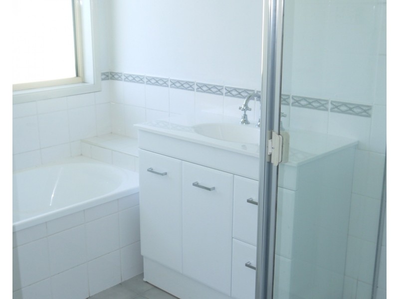 34 Eucalyptus Drive, Worrigee NSW 2540