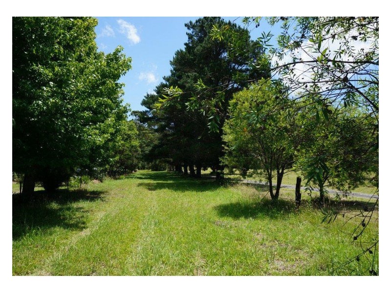 33A Battunga Drive, Tomerong NSW 2540