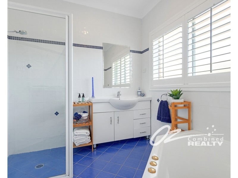 129 Cammaray Drive, Sanctuary Point NSW 2540