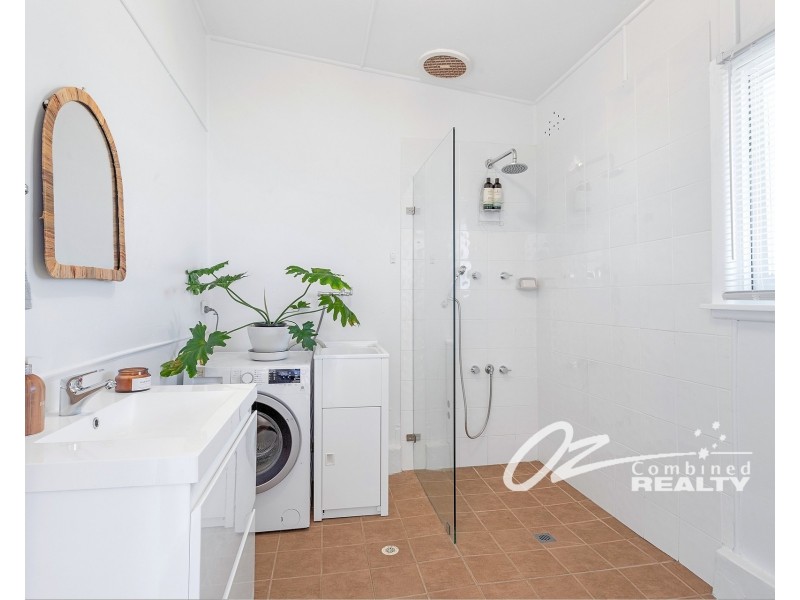 215 The Park Drive, Sanctuary Point NSW 2540