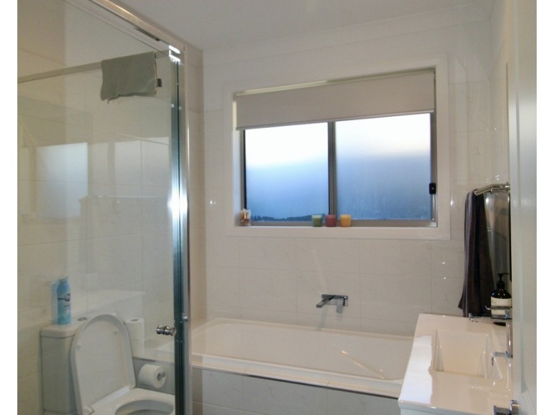 9 Windsail Lane, Vincentia NSW 2540