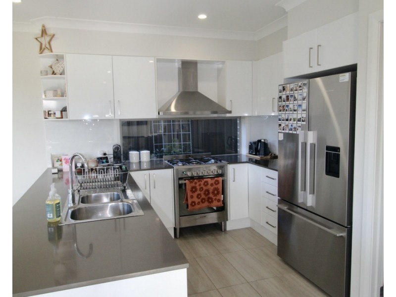 9 Windsail Lane, Vincentia NSW 2540