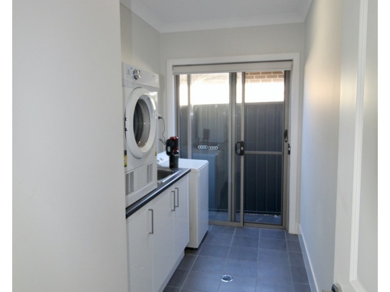 9 Windsail Lane, Vincentia NSW 2540
