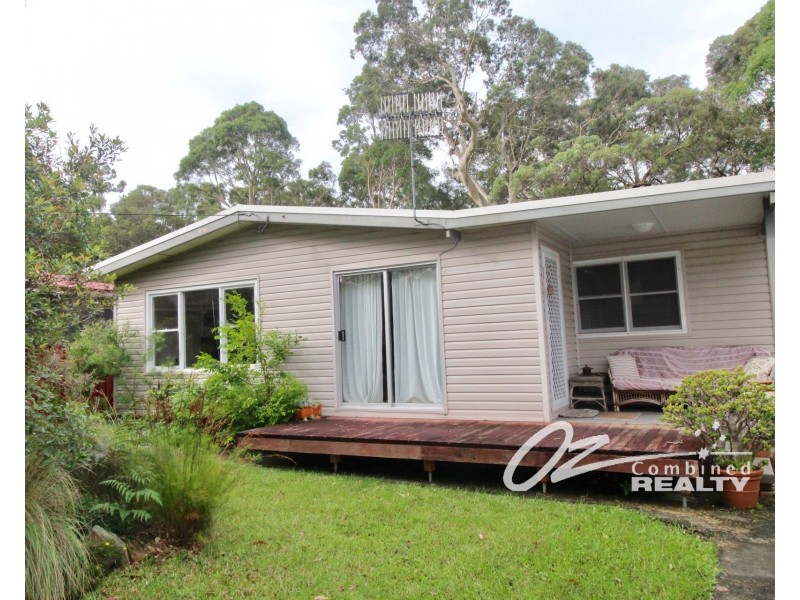 98 MacGibbon Parade, Old Erowal Bay NSW 2540
