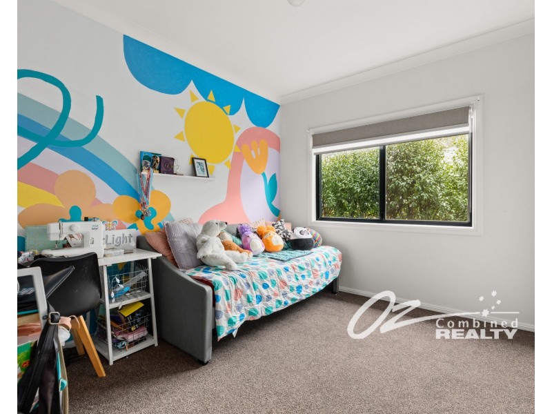 11 Park Road, St Georges Basin NSW 2540