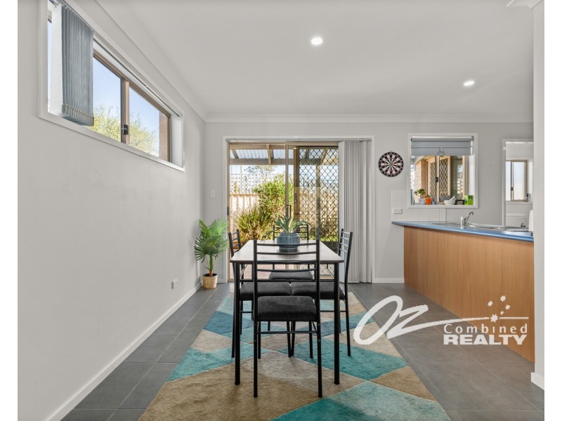 4/174 Macleans Point Road, Sanctuary Point NSW 2540