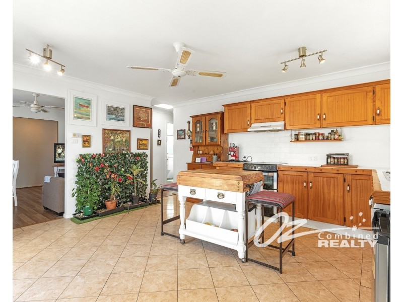 16 Waratah Crescent, Sanctuary Point NSW 2540