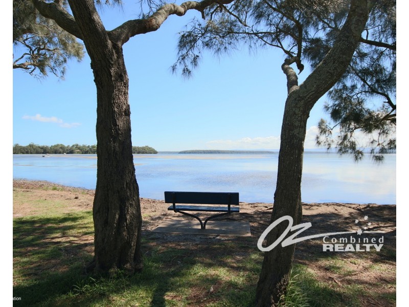 16 Waratah Crescent, Sanctuary Point NSW 2540