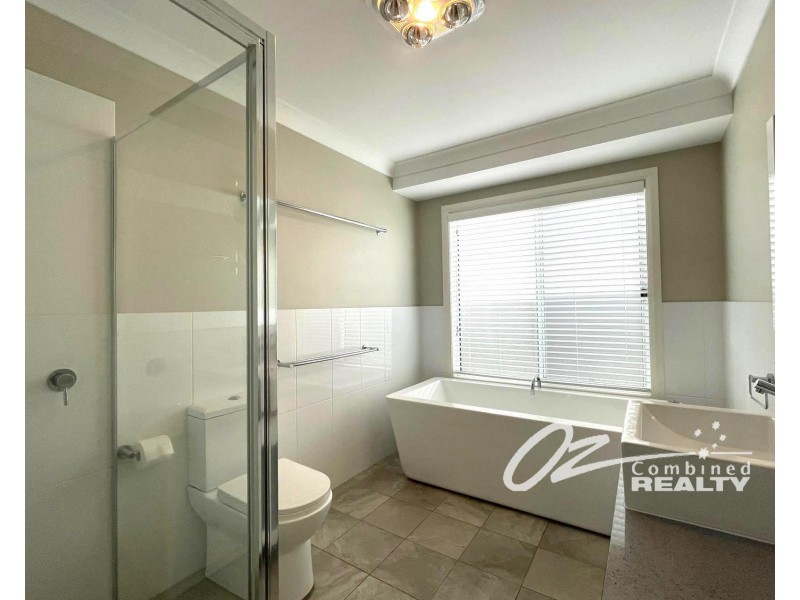 12 Hewitt Avenue, St Georges Basin NSW 2540