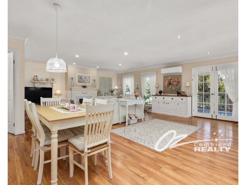 4 Tasman Park Close, St Georges Basin NSW 2540