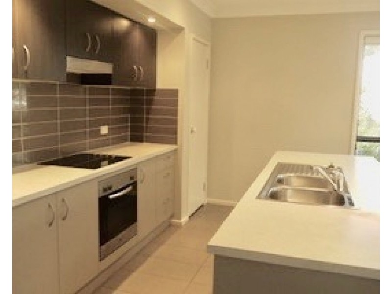 11 Bayswood Avenue, Vincentia NSW 2540