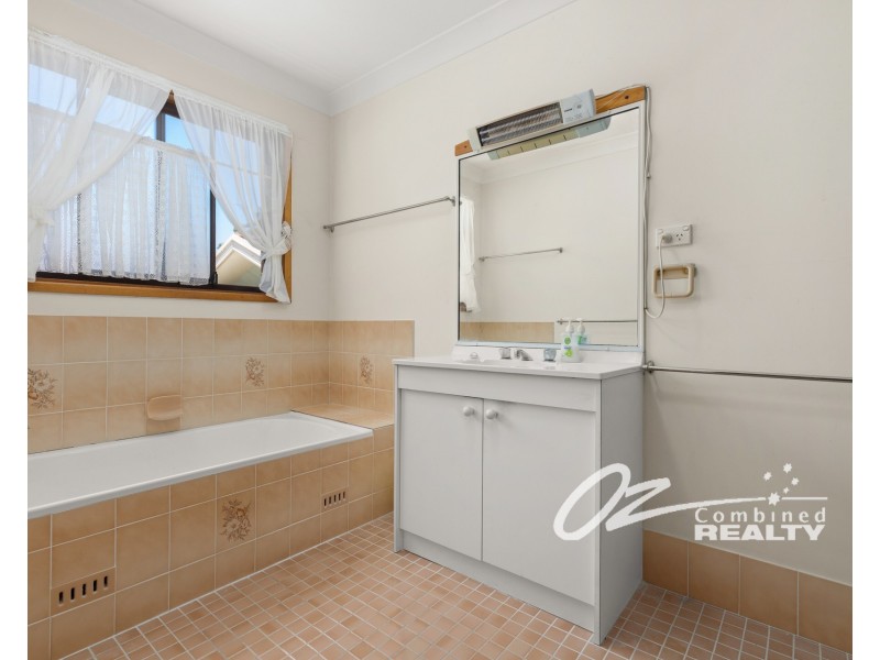 119 Waratah Crescent, Sanctuary Point NSW 2540