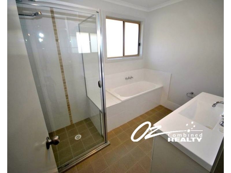 7 Peacehaven Way, Sussex Inlet NSW 2540